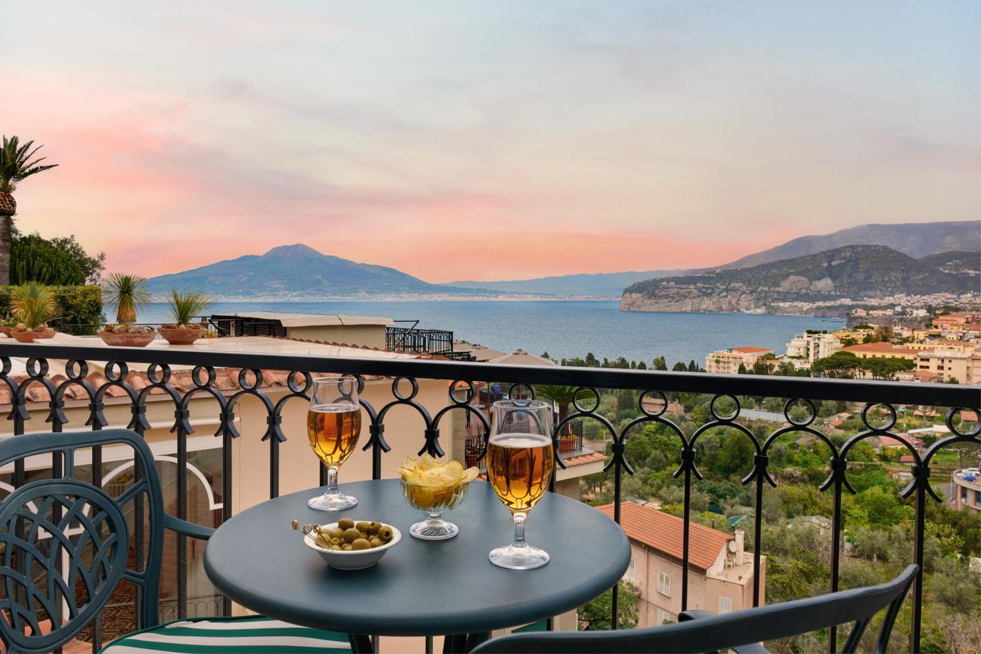 Grand Hotel Capodimonte Sorrento Exterior photo